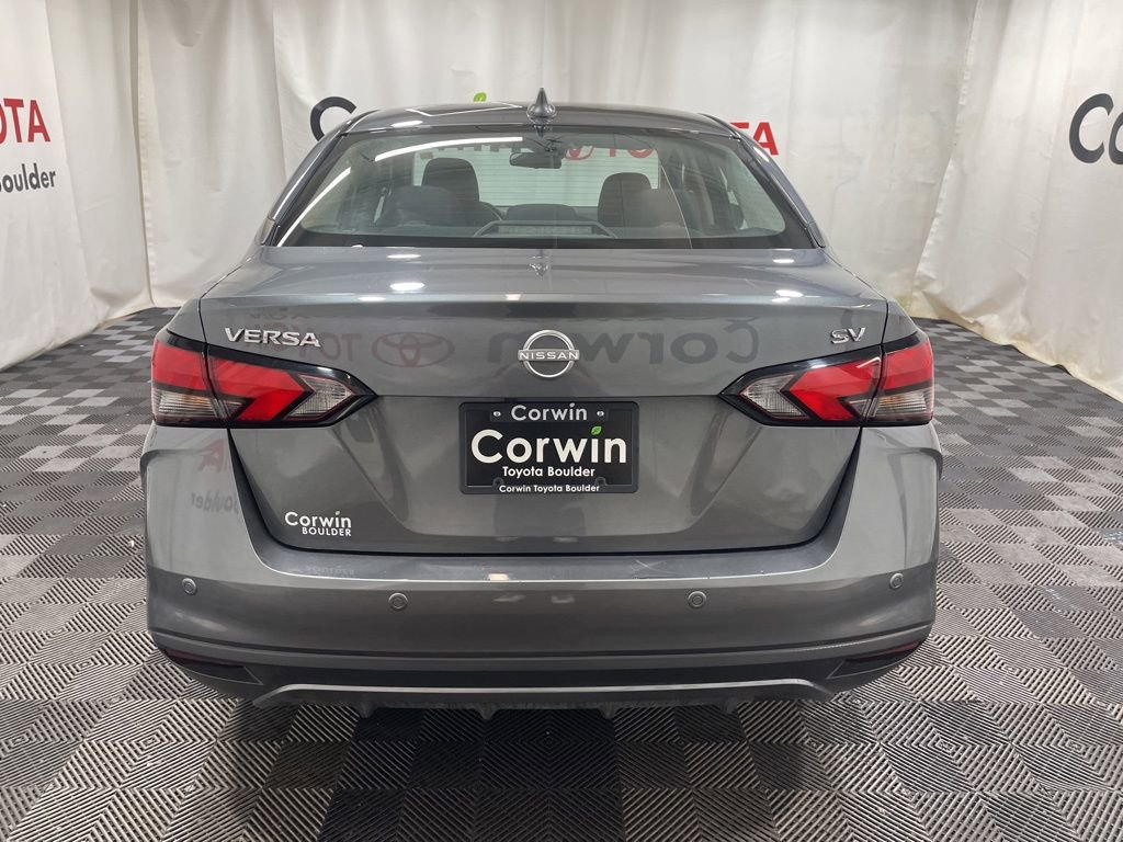 Used 2024 Nissan Versa SV image 4