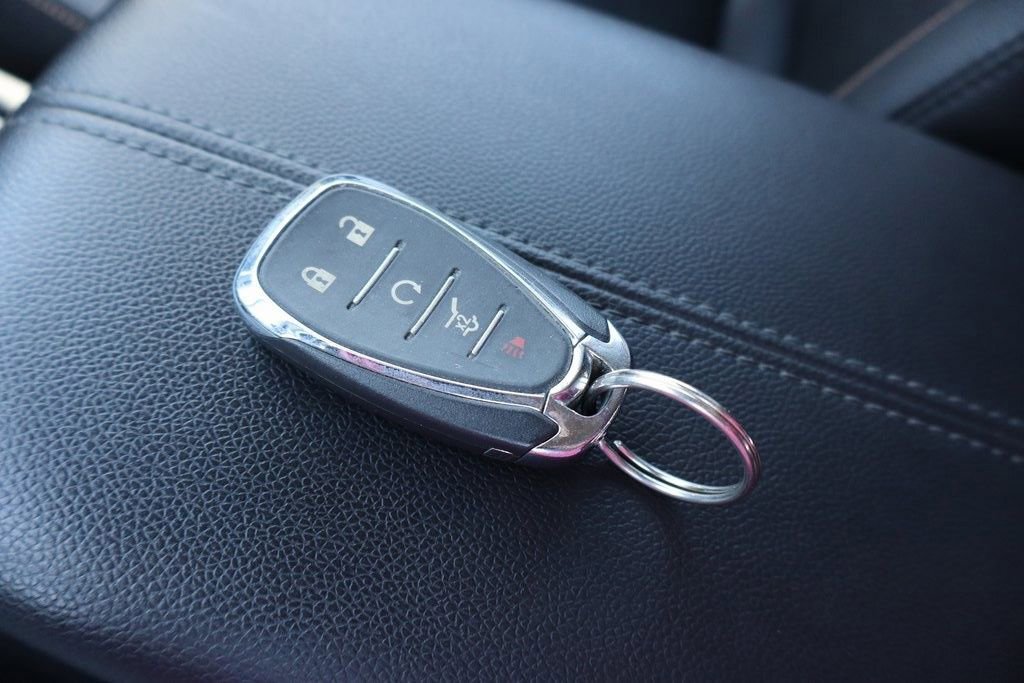 Used 2020 Chevrolet Equinox Premier w/ Premier Redline Edition image 36