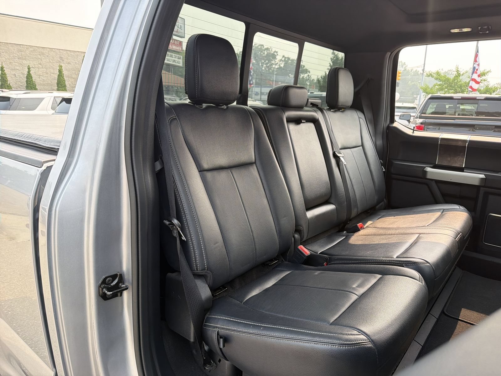 Used 2022 Ford F250 Lariat w/ Tremor Off-Road Package AWD/4WD image 28