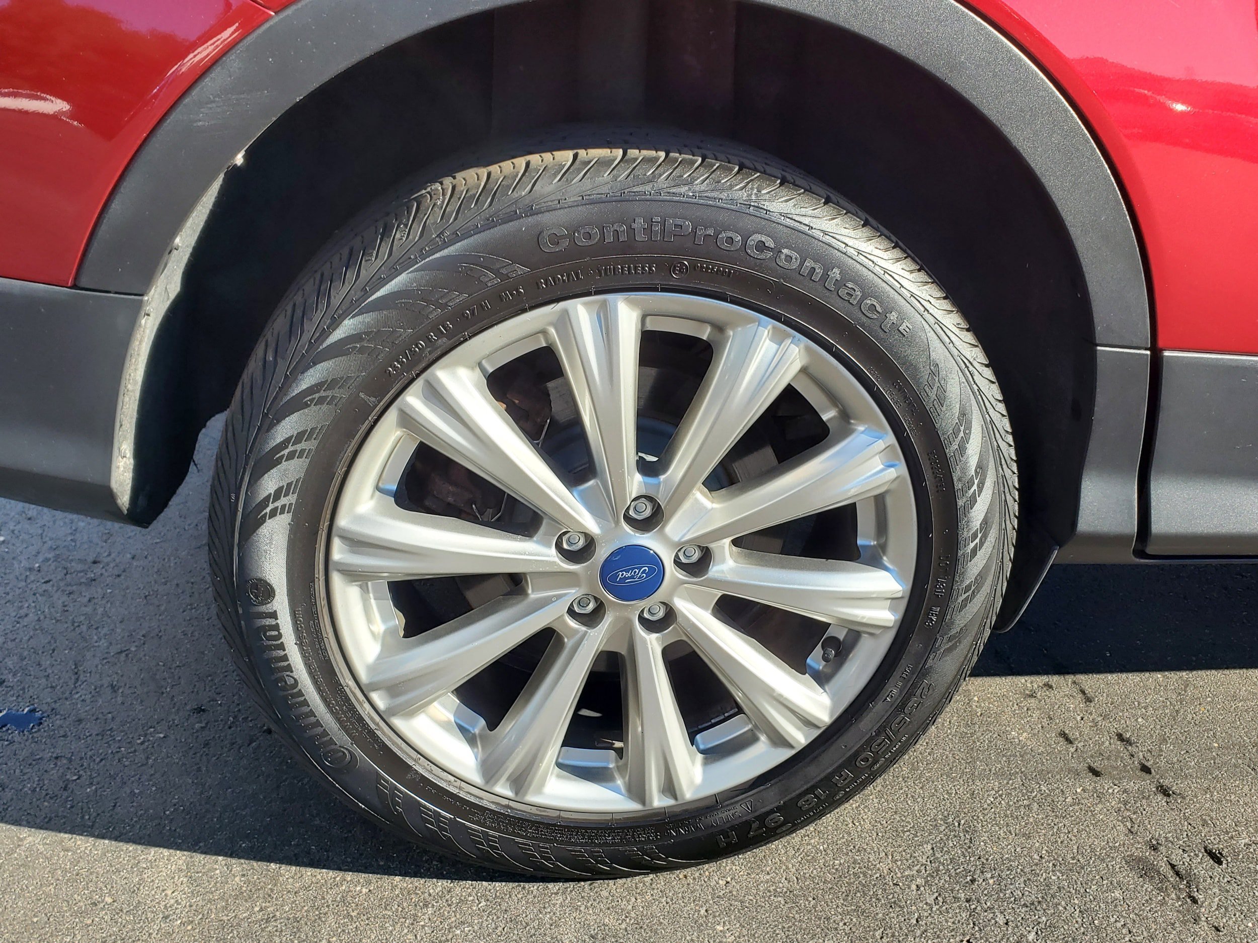 Used 2017 Ford Escape Titanium AWD/4WD image 30