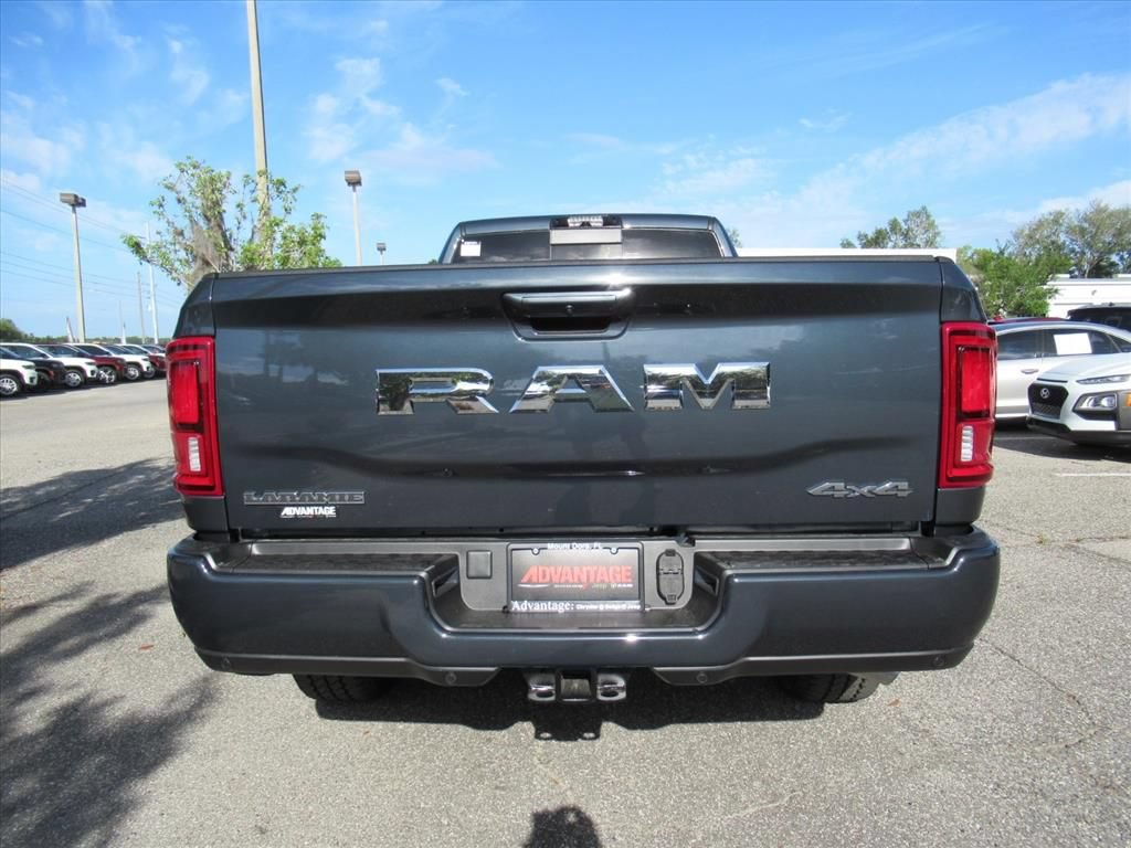 New 2026 RAM 2500 Laramie AWD/4WD image 6