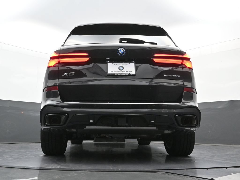 New 2026 BMW X5 xDrive50e w/ M Sport Package AWD/4WD image 27