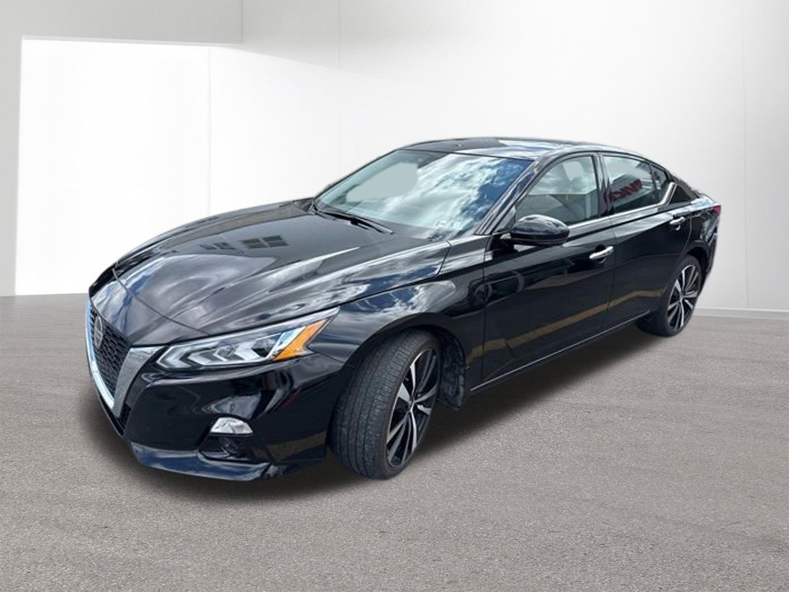Used 2022 Nissan Altima 2.5 Platinum AWD/4WD image 28