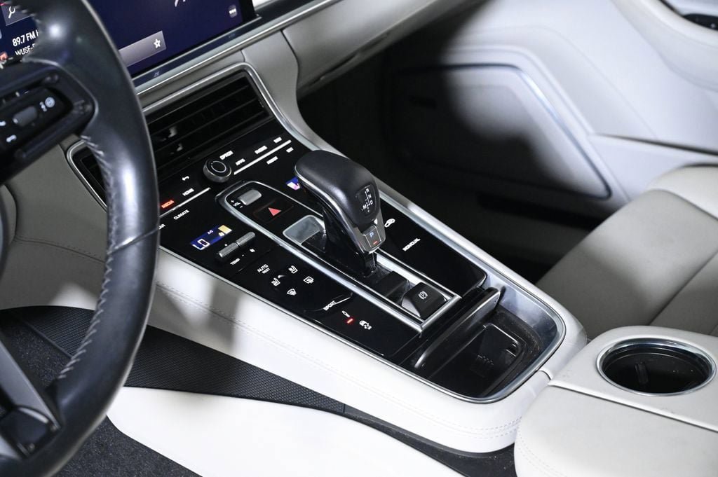 Certified 2023 Porsche Panamera Platinum Edition RWD image 21