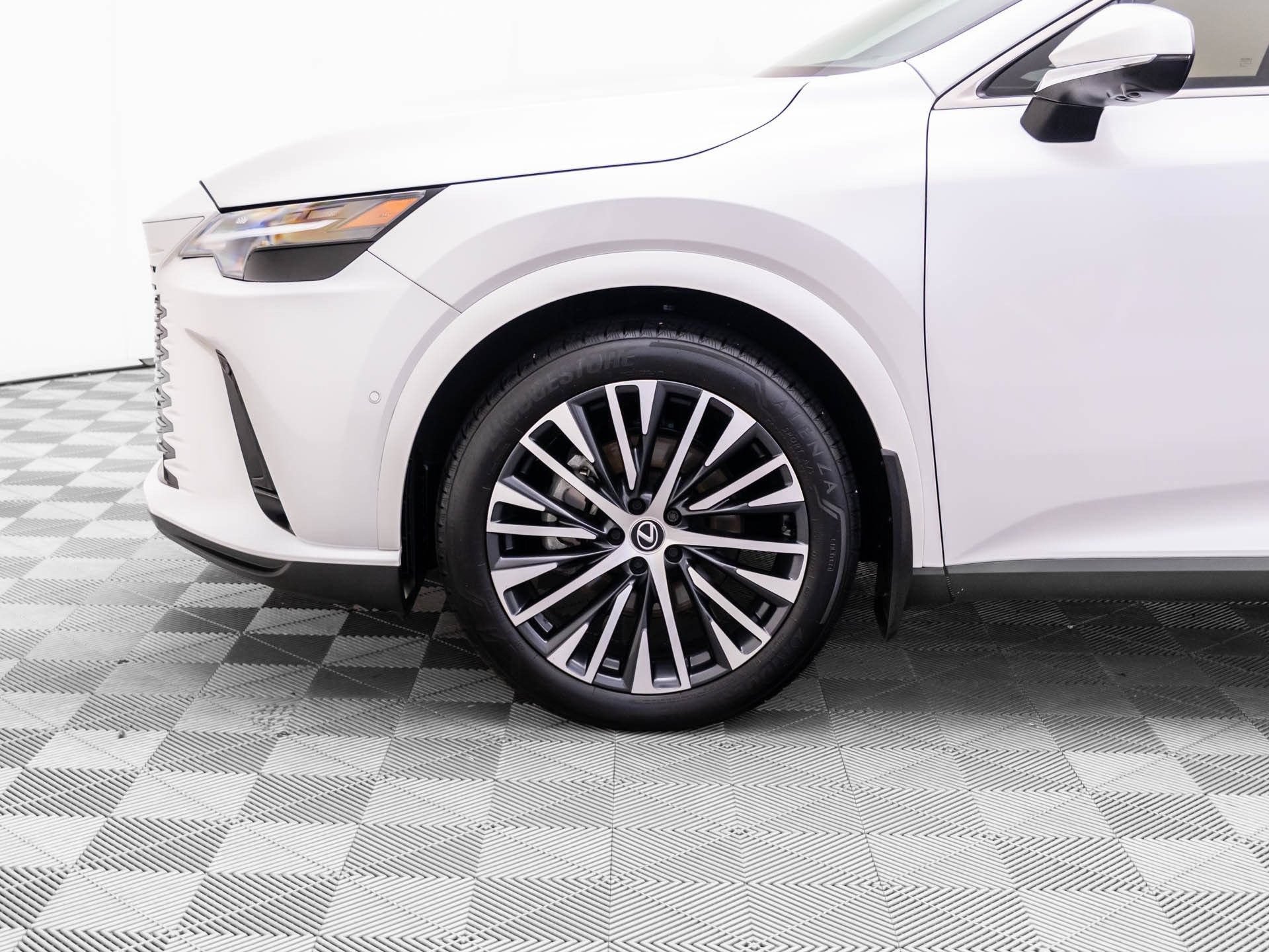 Used 2024 Lexus RX 350 Premium Plus w/ Convenience Package AWD/4WD image 37