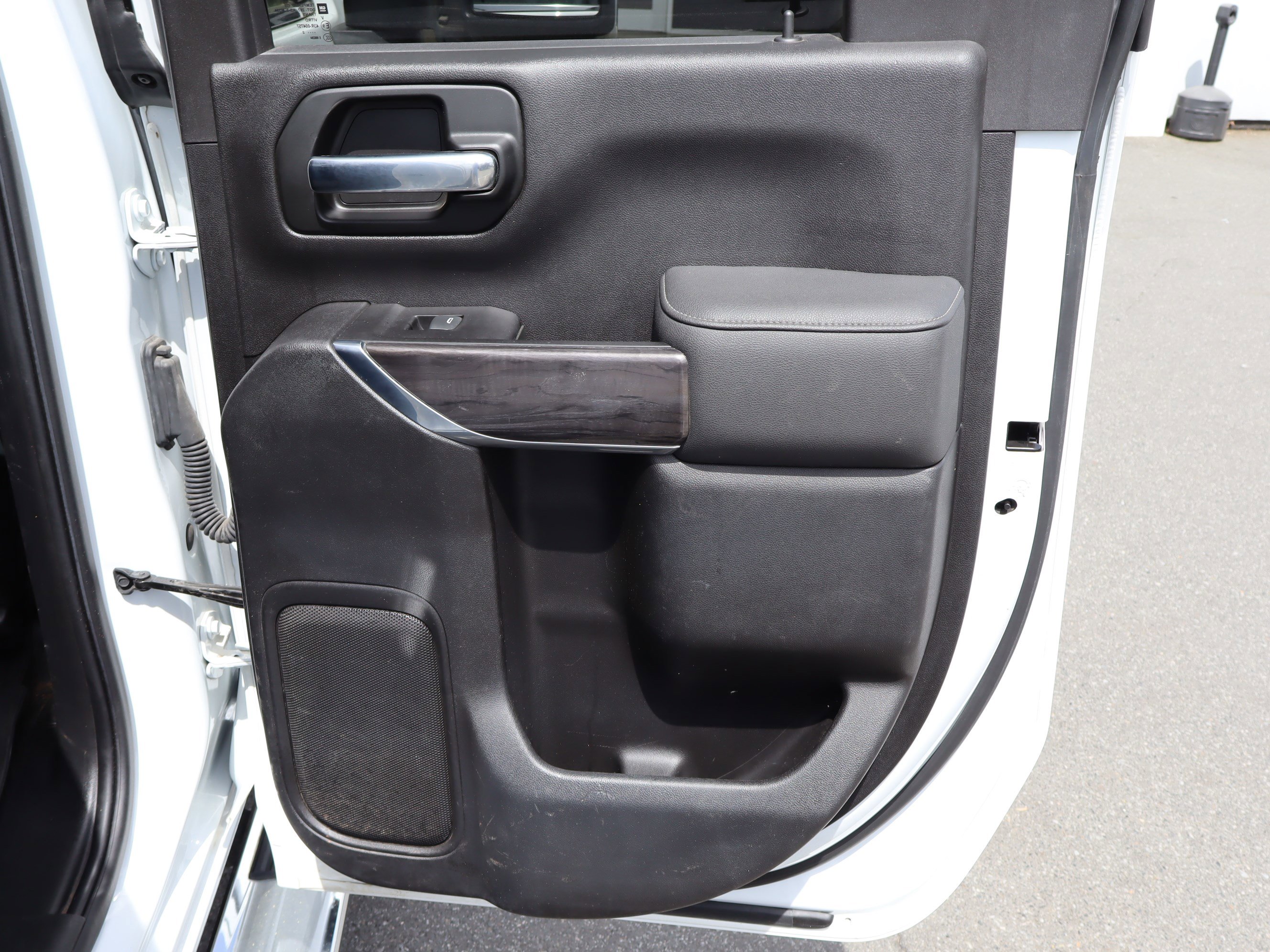 Used 2022 Chevrolet Silverado 2500 LTZ w/ Safety Package AWD/4WD image 35