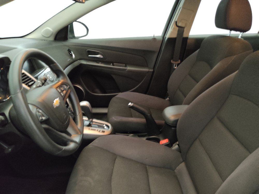 Used 2015 Chevrolet Cruze LT w/ Sun And Sound Package FWD image 17
