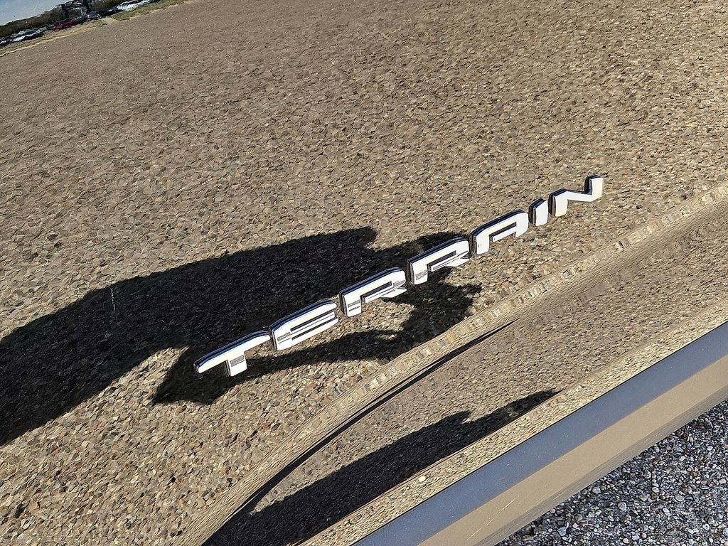 Used 2025 GMC Terrain Elevation image 11