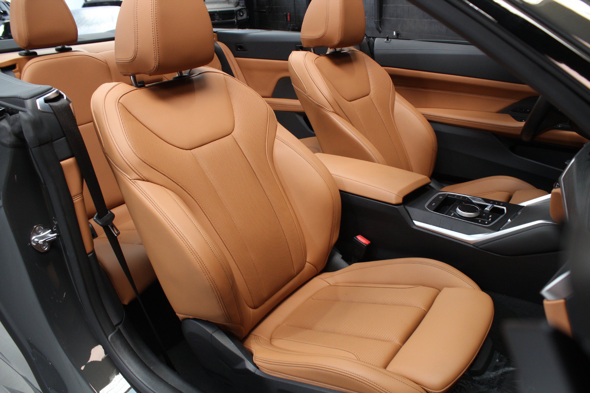 Used 2024 BMW M440i Convertible w/ Premium Package RWD image 55