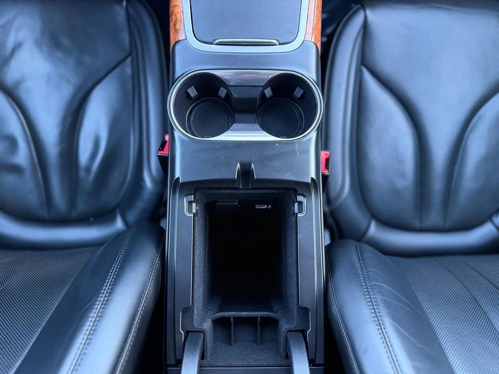 Used 2020 Lincoln Nautilus Reserve image 21