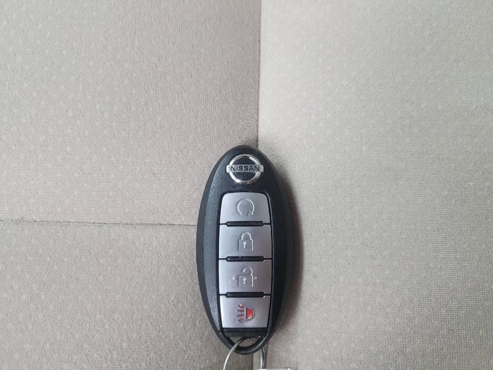 Used 2018 Nissan Murano SV FWD image 32