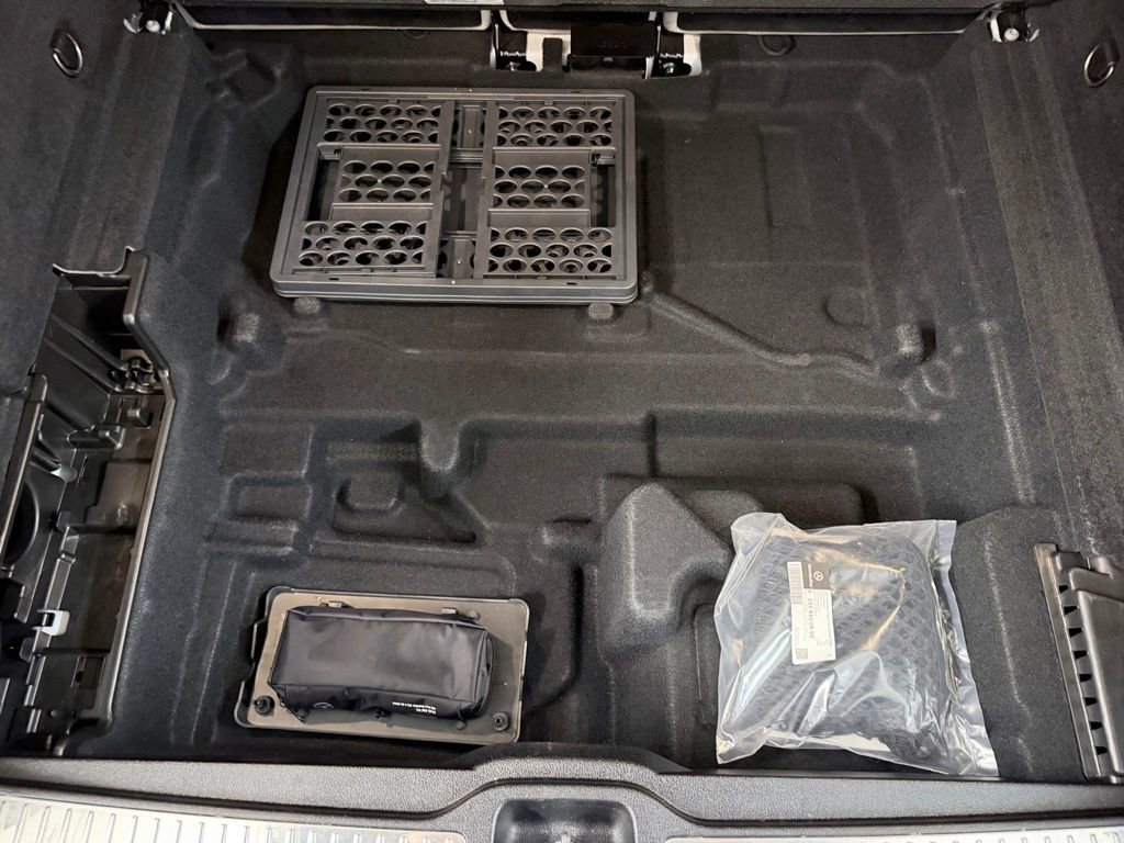 Used 2021 Mercedes-Benz GLC 300 image 34