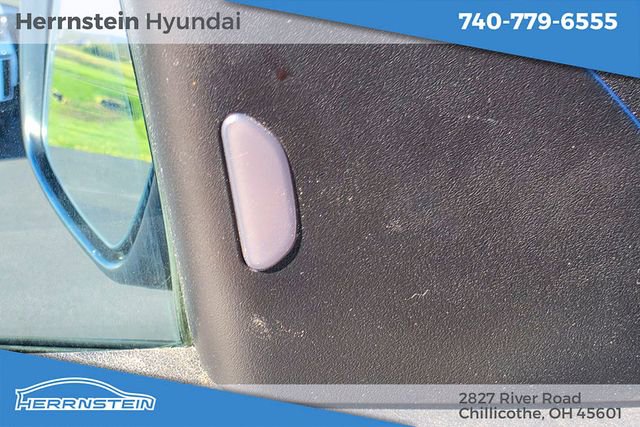 Used 2024 Nissan Kicks SR w/ SR Premium Package FWD image 14