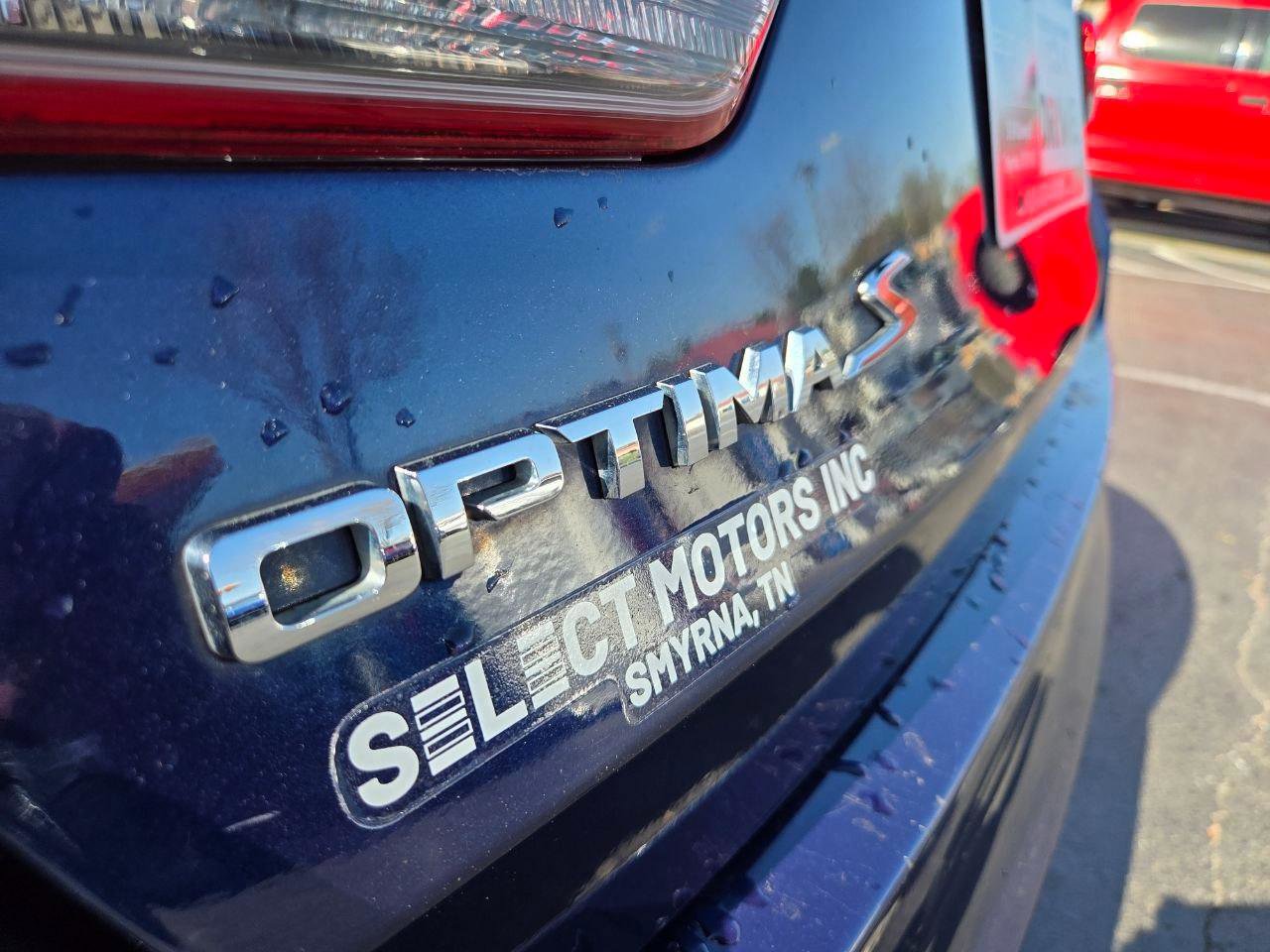 Used 2018 Kia Optima S w/ Pano Sport Package FWD image 9