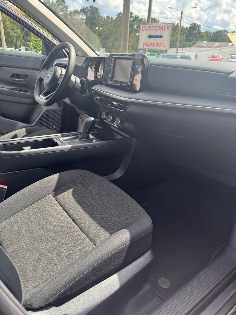 Used 2025 Nissan Kicks S FWD image 16