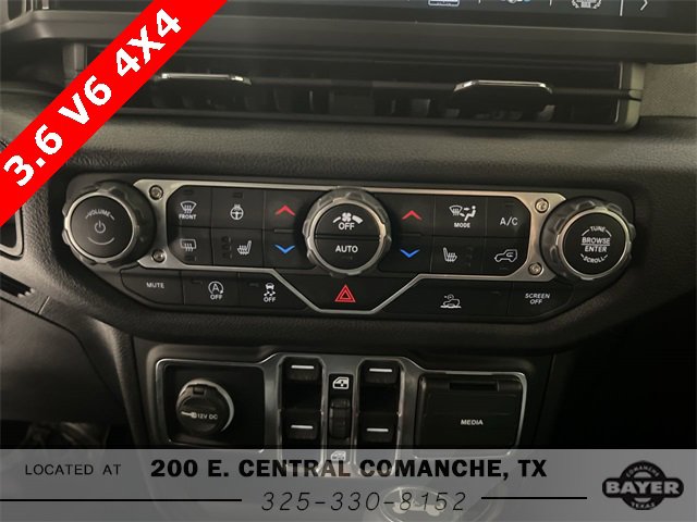 Used 2024 Jeep Wrangler Sport S image 16