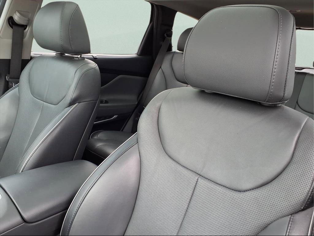 Used 2021 Hyundai Santa Fe SEL w/ Convenience + Premium Package image 16
