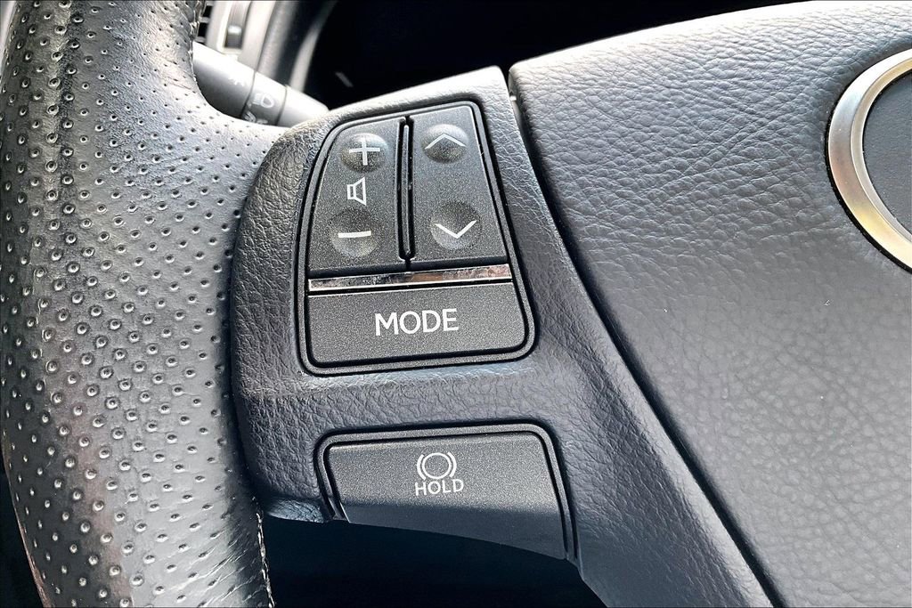Used 2017 Lexus LS 460 w/ F Sport Midnight Edition RWD image 12