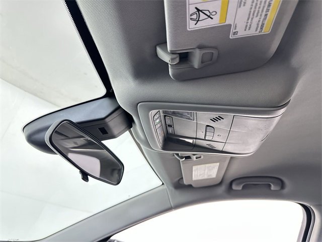 Used 2020 Chevrolet Equinox LT image 19