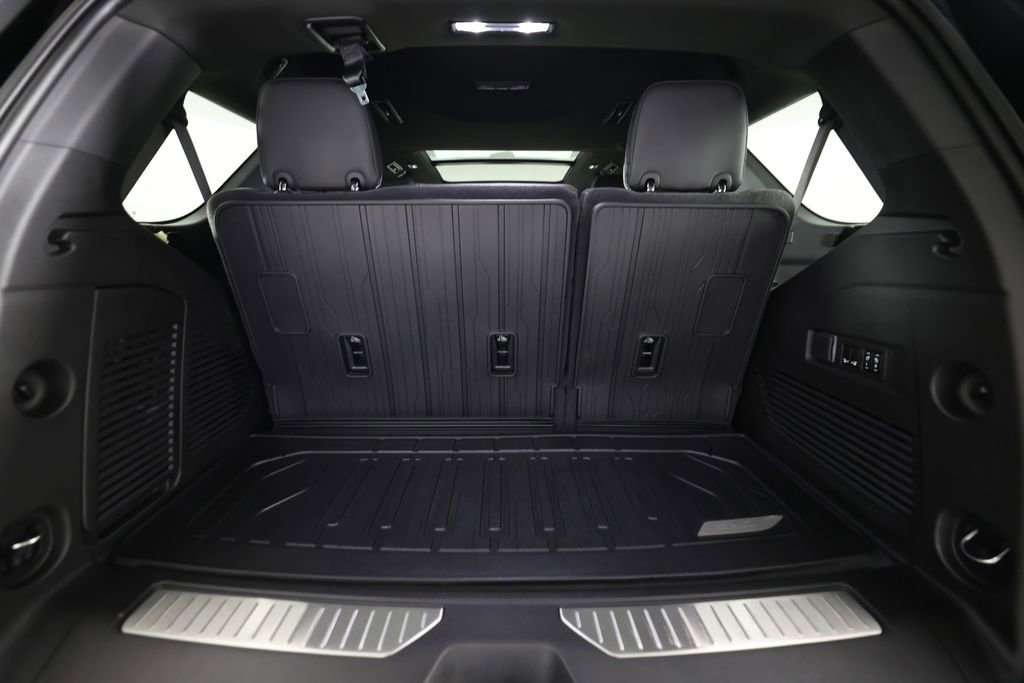 Used 2026 GMC Yukon Denali Ultimate image 13