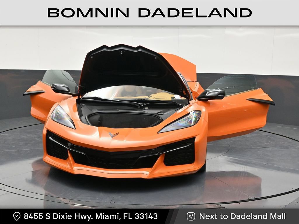 Used 2024 Chevrolet Corvette Z06 w/ Stealth Interior Trim Package image 34