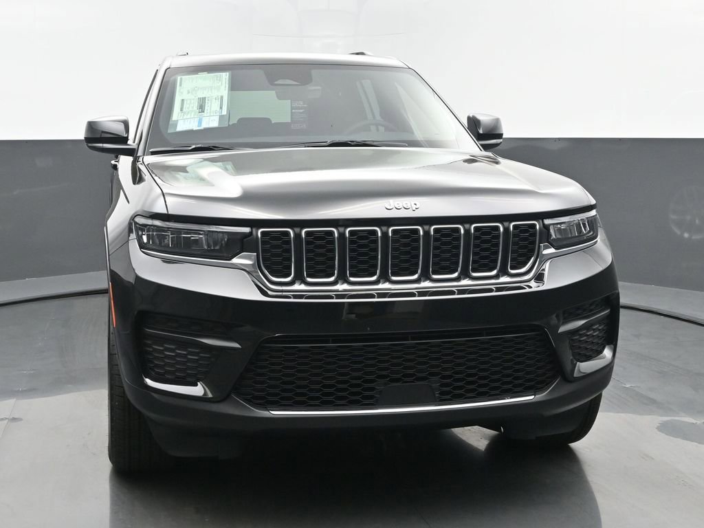 New 2025 Jeep Grand Cherokee Laredo X w/ Luxury Tech Group I image 8
