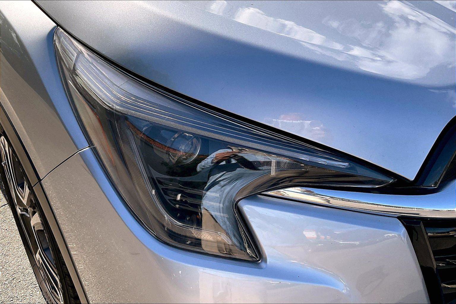 Used 2023 Subaru Ascent Touring AWD/4WD image 34
