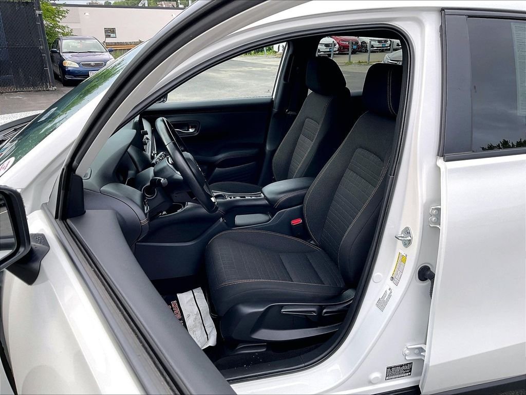 Used 2025 Honda HR-V Sport image 10