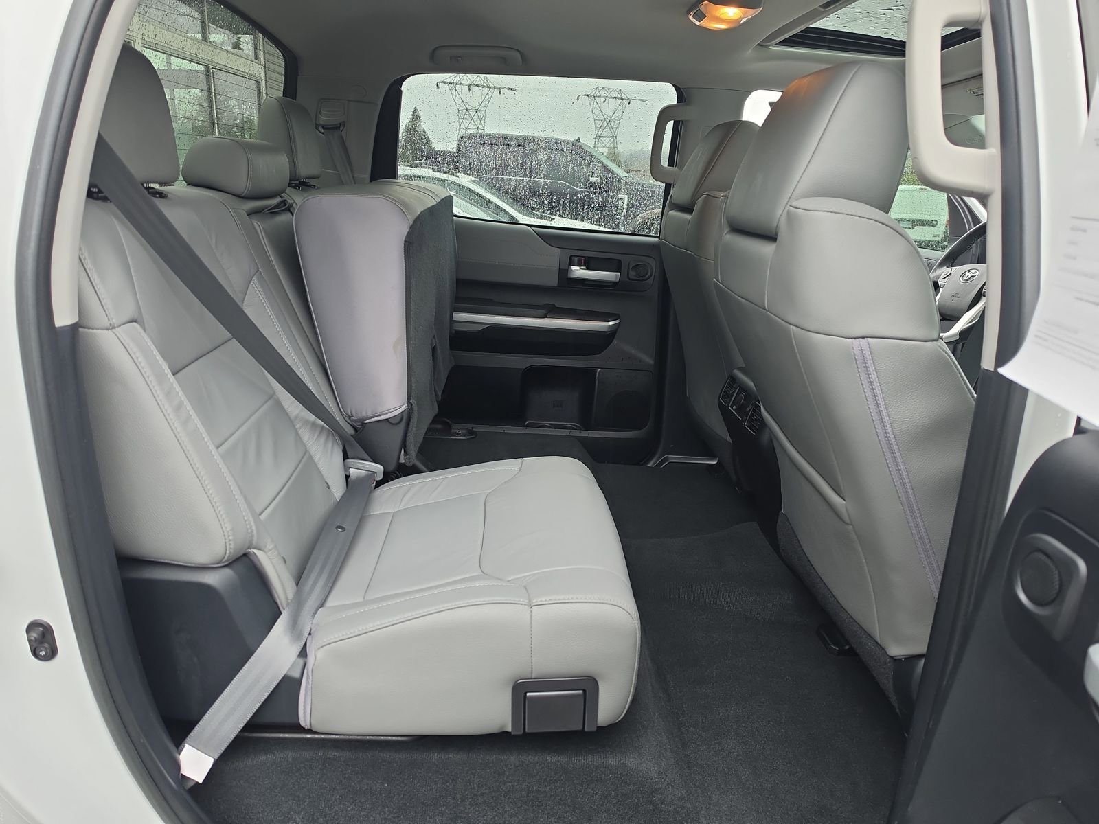 Used 2015 Toyota Tundra Limited image 18