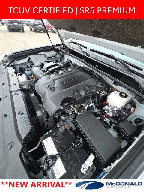 Used 2024 Toyota 4Runner SR5 Premium w/ SR5 Premium Package image 26
