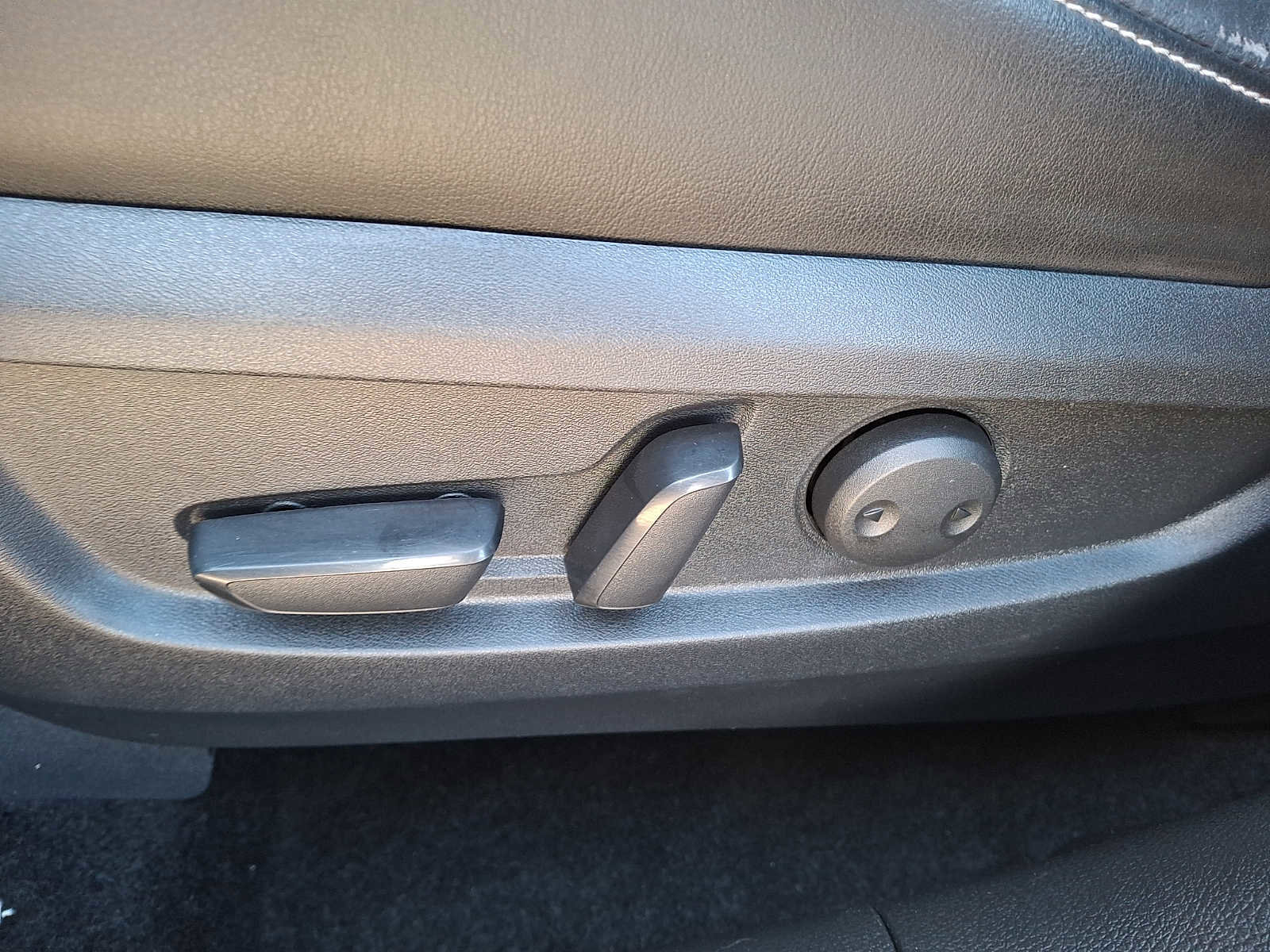 Used 2020 INFINITI QX50 Essential w/ Edition 30 Package image 10