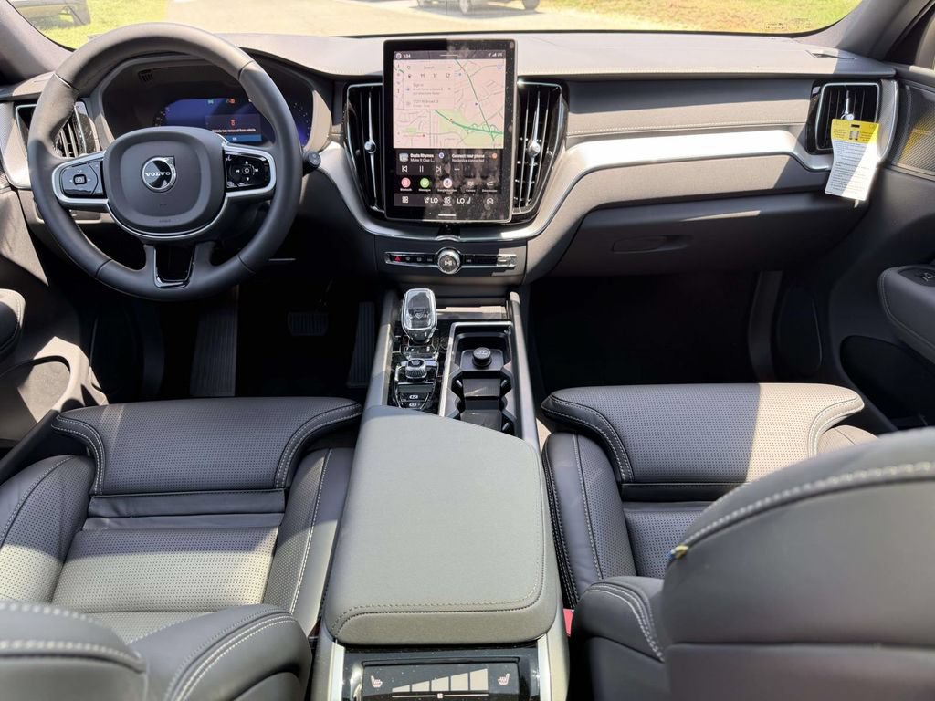 New 2026 Volvo XC60 B5 Ultra w/ Protection Package Premier AWD/4WD image 2
