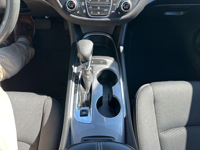 Used 2025 Chevrolet Malibu LT image 19