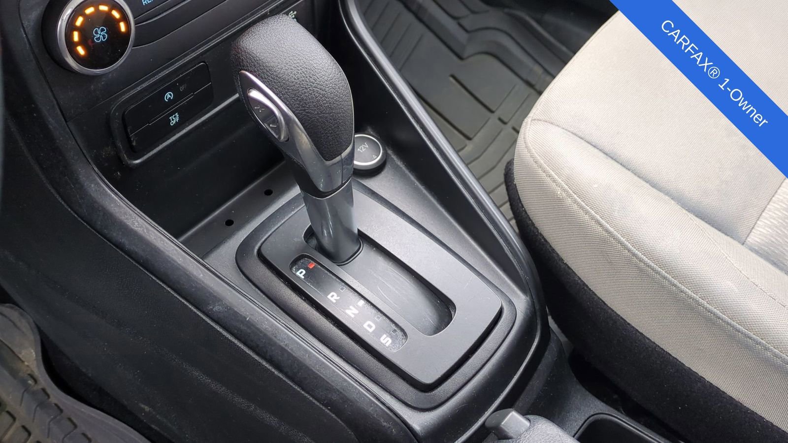 Used 2021 Ford EcoSport S image 34