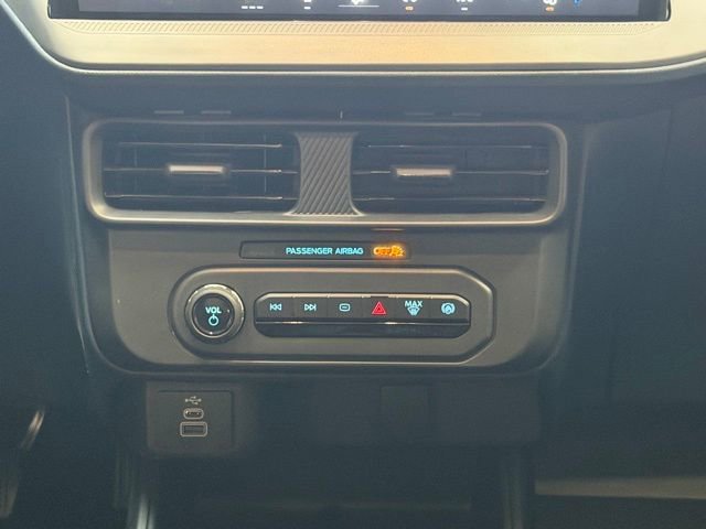Used 2025 Ford Maverick XL image 13