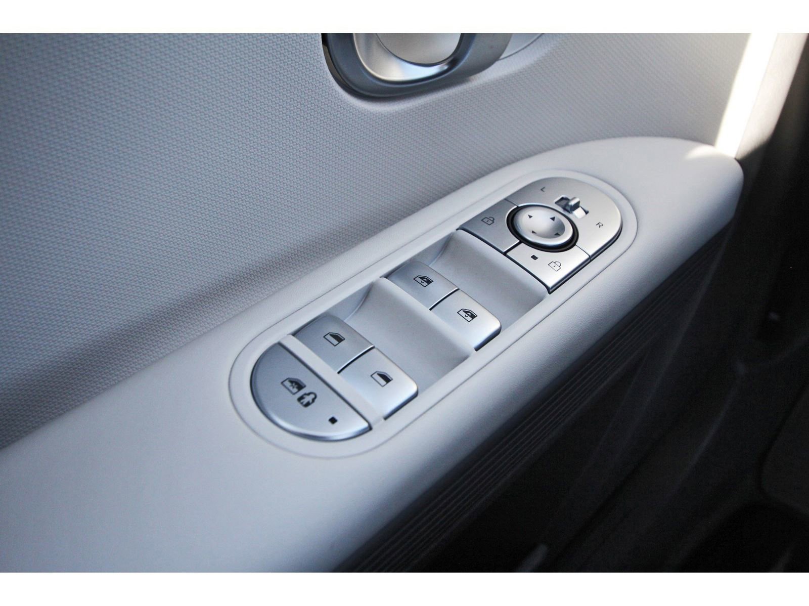 Used 2024 Hyundai Ioniq 5 SEL image 23