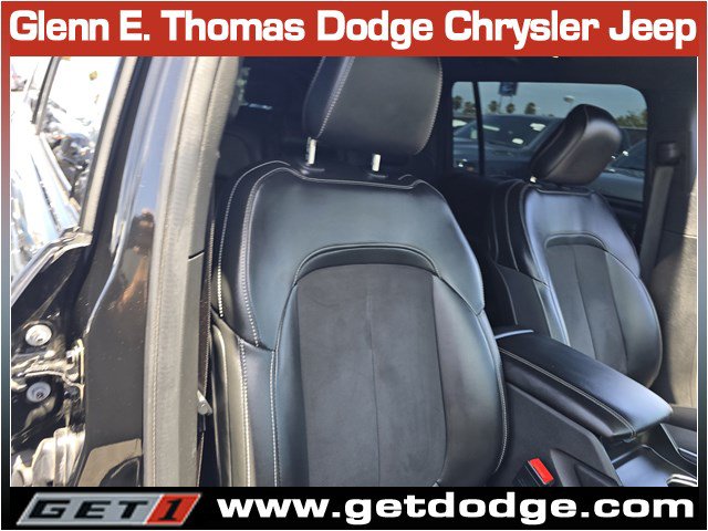 Certified 2024 Jeep Grand Cherokee L Laredo AWD/4WD image 36