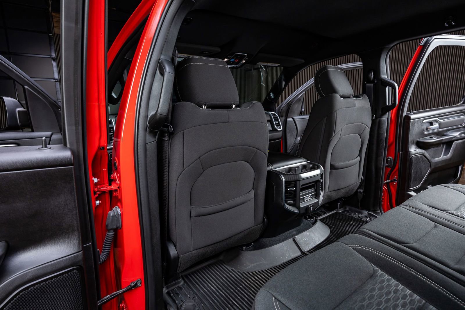 Used 2025 RAM 1500 Lone Star image 35