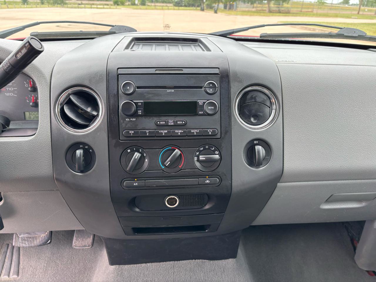 Used 2007 Ford F150 XLT AWD/4WD image 16