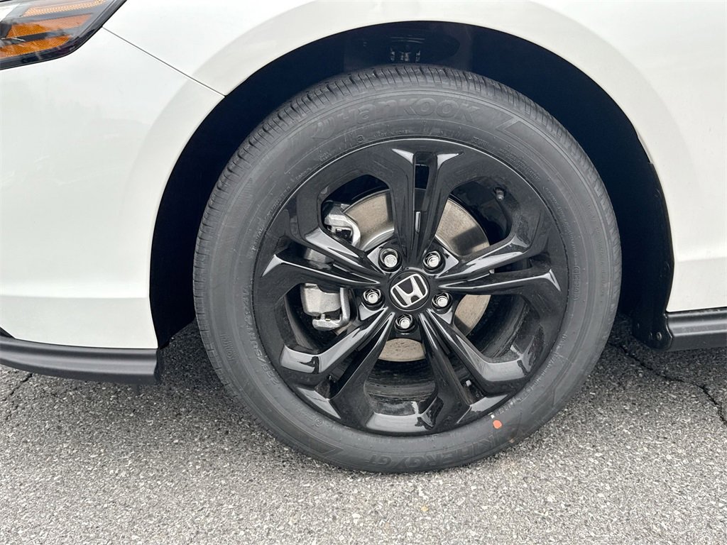 New 2025 Honda Accord SE image 19