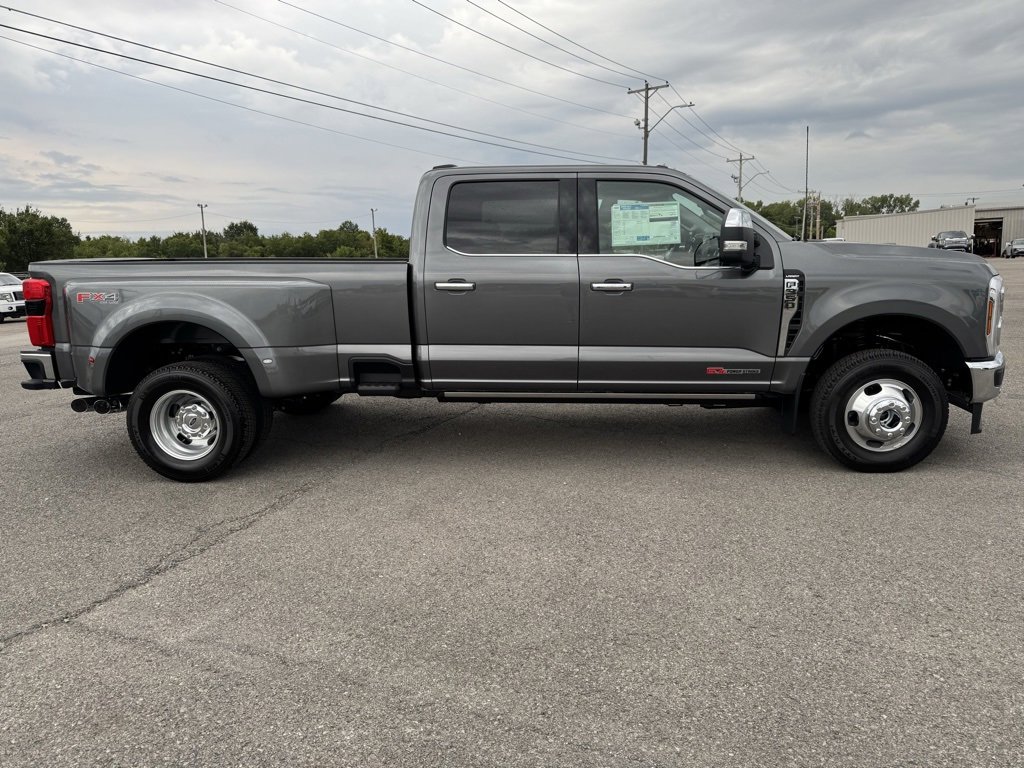 New 2026 Ford F350 Lariat image 4