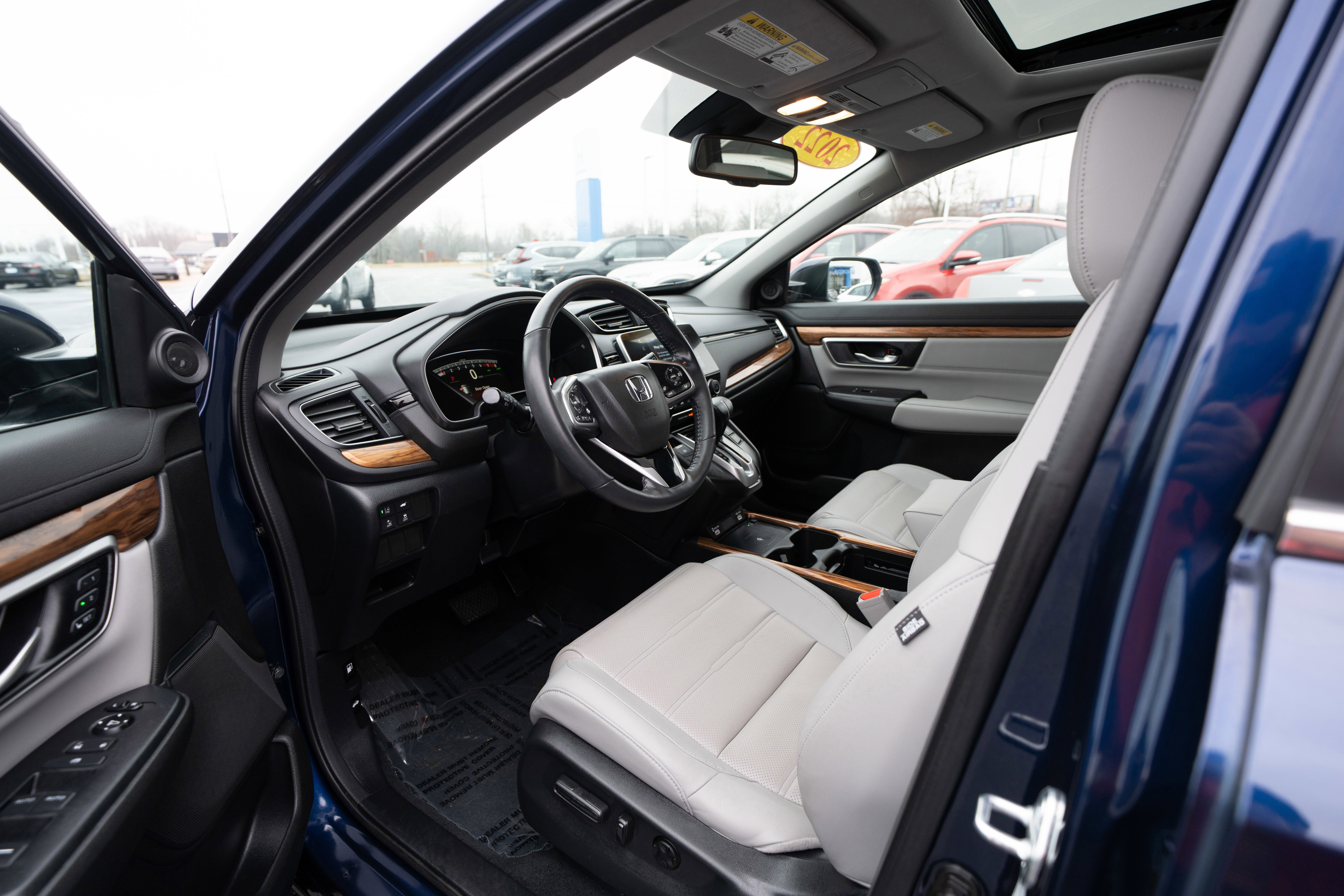 Used 2022 Honda CR-V Touring image 8