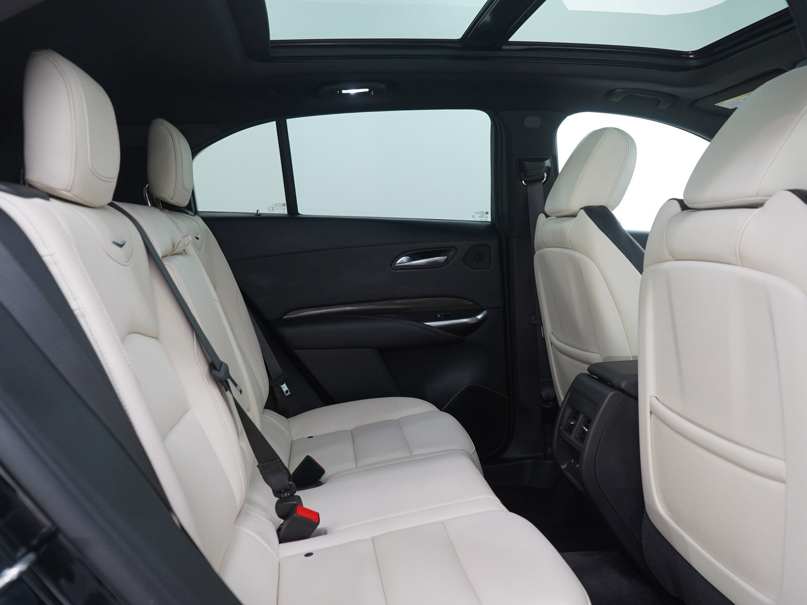 Used 2023 Cadillac XT4 Sport AWD/4WD image 14