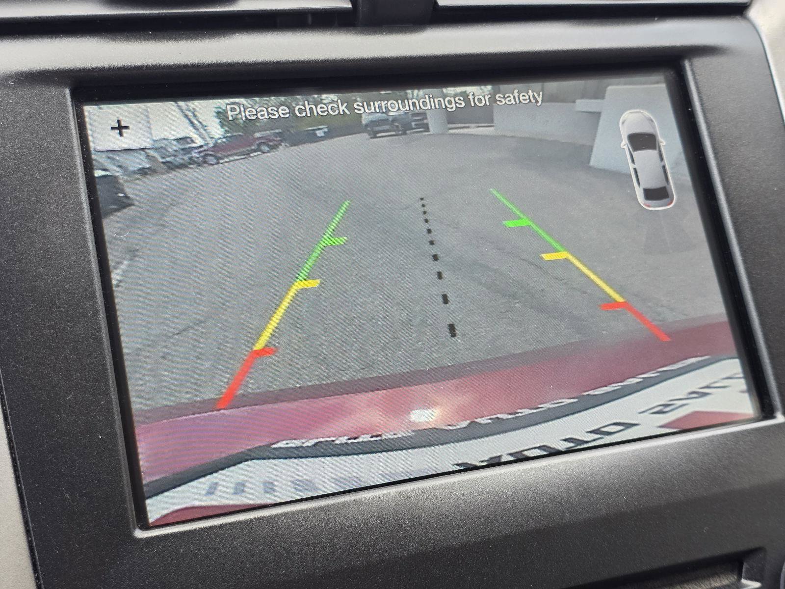 Used 2017 Ford Fusion SE w/ Fusion SE Technology Package image 22