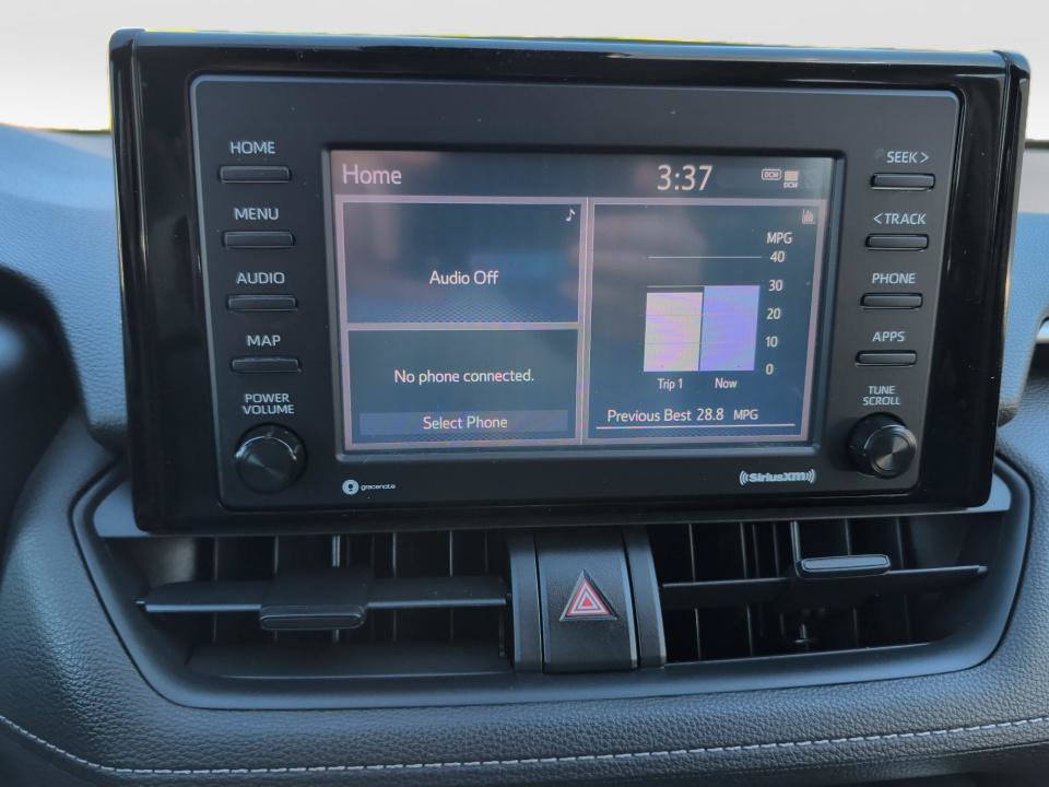 Used 2020 Toyota RAV4 LE FWD image 21
