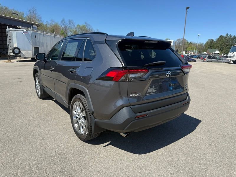 Used 2023 Toyota RAV4 XLE Premium AWD/4WD image 8