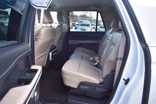 Used 2023 Ford Expedition Max XLT image 37