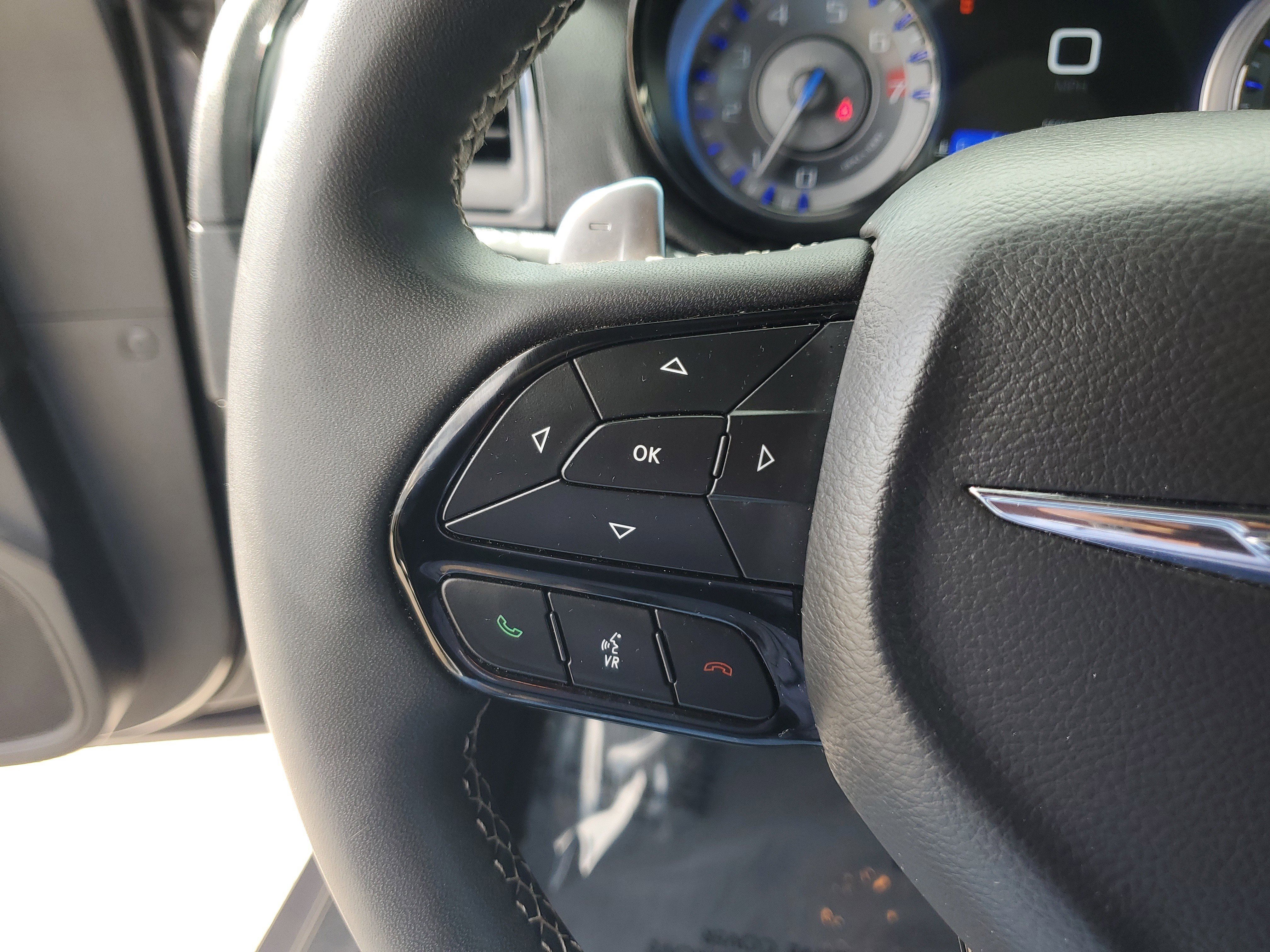 Used 2023 Chrysler 300 S image 21