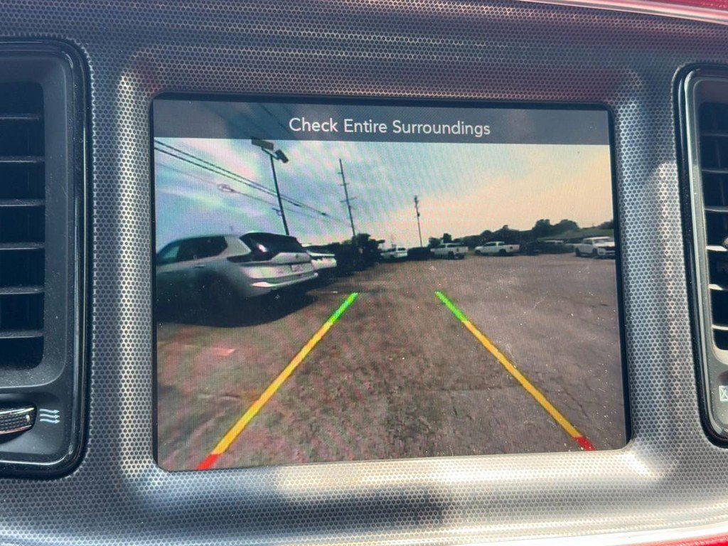 Used 2015 Dodge Challenger R/T Plus RWD image 25