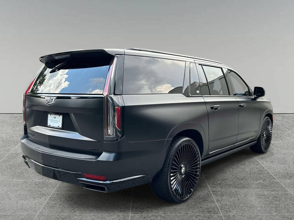 Used 2023 Cadillac Escalade ESV Sport w/ LPO, ONYX Package AWD/4WD image 5